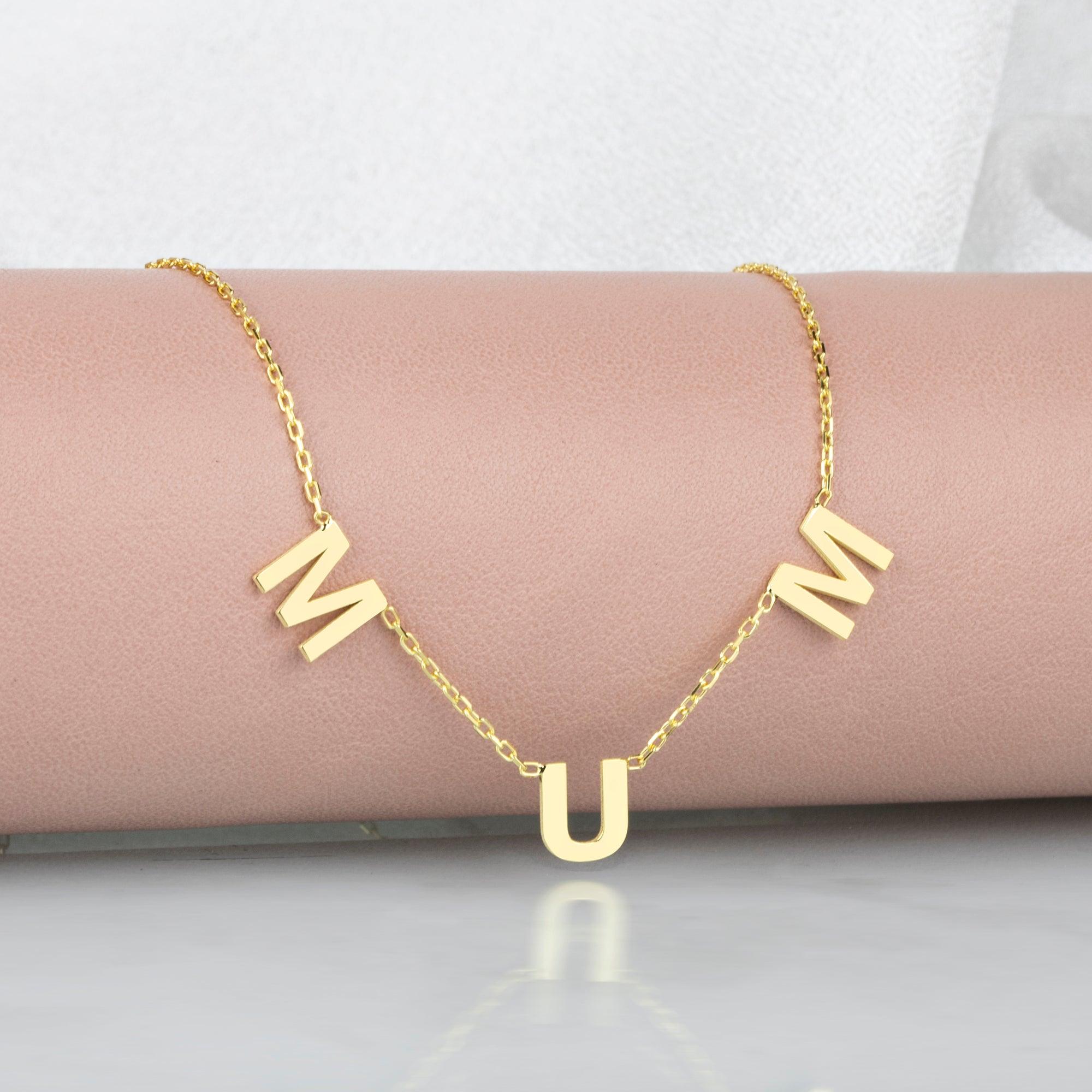 The best mum necklaces that you will want to wear forever
